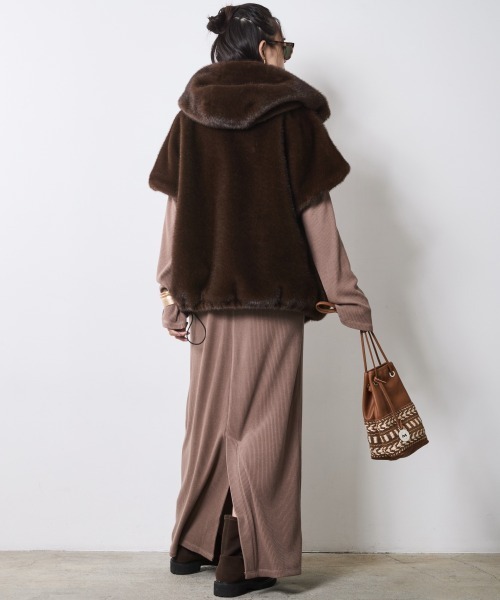 CHIC STYLE(シックスタイル)の「テレコロングワンピース<大きいサイズ有>シックスタイル(ワンピース・レディース・モカ/ブラック・M/L/LL/3L/4L/5L)」の5枚目の写真