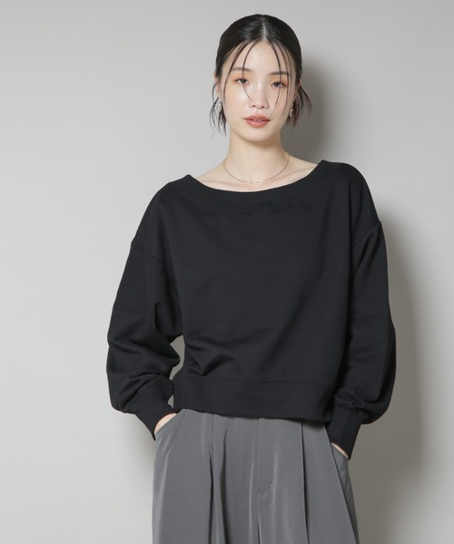 NANO universe(ナノユニバース)の「ワイドボートネックスウェットトップス(スウェット・レディース・ブラック/ベージュ/グレー・FREE)」の11枚目の写真