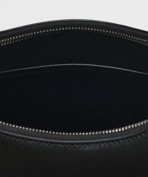ROH SEOUL(ローソウル)の「【入庫禁止】ROH SEOUL/ローソウル Medium Around hobo bag Black ショルダーバッグ(ショルダーバッグ・レディース・ブラック・FREE)」の12枚目の写真