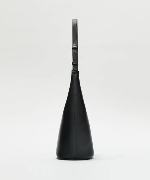 ROH SEOUL(ローソウル)の「【入庫禁止】ROH SEOUL/ローソウル Medium Around hobo bag Black ショルダーバッグ(ショルダーバッグ・レディース・ブラック・FREE)」の14枚目の写真