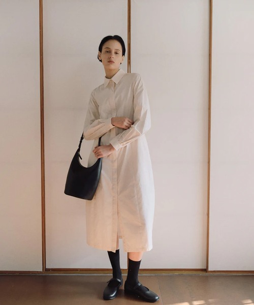 ROH SEOUL(ローソウル)の「【入庫禁止】ROH SEOUL/ローソウル Medium Around hobo bag Black ショルダーバッグ(ショルダーバッグ・レディース・ブラック・FREE)」の9枚目の写真