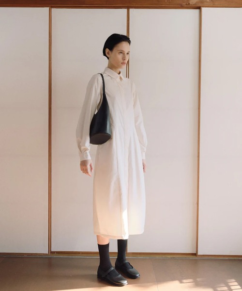 ROH SEOUL(ローソウル)の「【入庫禁止】ROH SEOUL/ローソウル Medium Around hobo bag Black ショルダーバッグ(ショルダーバッグ・レディース・ブラック・FREE)」の8枚目の写真