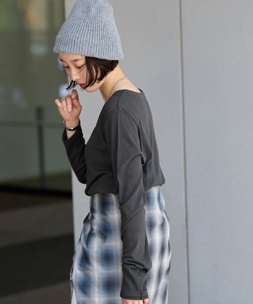 JOURNAL STANDARD relume(ジャーナルスタンダード レリューム)の「ツイストシアーテレコロングTEE(Tシャツ/カットソー・レディース・ホワイト/ブラウン/ピンク/チャコールグレー・FREE)」の9枚目の写真