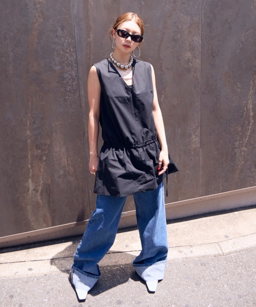 HANNE(アン)の「2WAYペプラムノースリTOPS(シャツ/ブラウス・レディース・ブラック/ホワイト・FREE)」の11枚目の写真