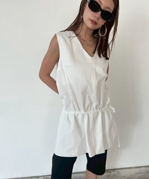 HANNE(アン)の「2WAYペプラムノースリTOPS(シャツ/ブラウス・レディース・ブラック/ホワイト・FREE)」の16枚目の写真