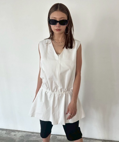 HANNE(アン)の「2WAYペプラムノースリTOPS(シャツ/ブラウス・レディース・ブラック/ホワイト・FREE)」の15枚目の写真
