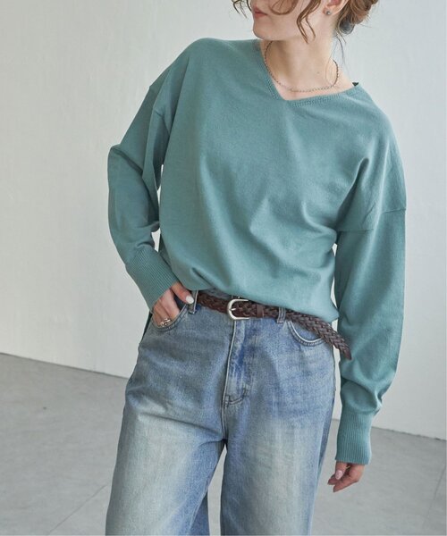 LBC(エルビーシー)の「ソフトタッチアイレットVネックプルオーバー(ニット/セーター・レディース・グレー/ミント/カーキブラウン/ワインレッド・M/L)」の3枚目の写真