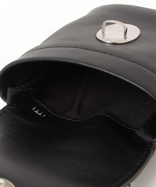 NANO universe（ナノユニバース）の「ITTI/別注 MINI SHOULDER POUCH（ショルダーバッグ・メンズ・ブラック・FREE）」の13枚目の写真