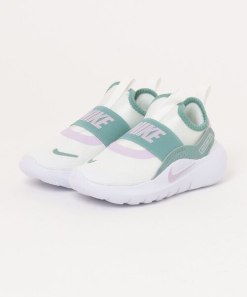 NIKE（ナイキ）の「《NIKE》FLEX RUNNER 4 (PS)（スニーカー・キッズ・ホワイト×グリーン/ブルー/ピンク/ブラック×ホワイト/ブラック×ブラック/グレー系その他/ブラック×イエロー/ネイビー系・22.0cm/21.5cm/21.0cm/20.0cm/19.0cm/18.5cm/18.0cm/17.5cm/17.0cm/16.5cm/20.5cm/19.5cm）」の2枚目の写真