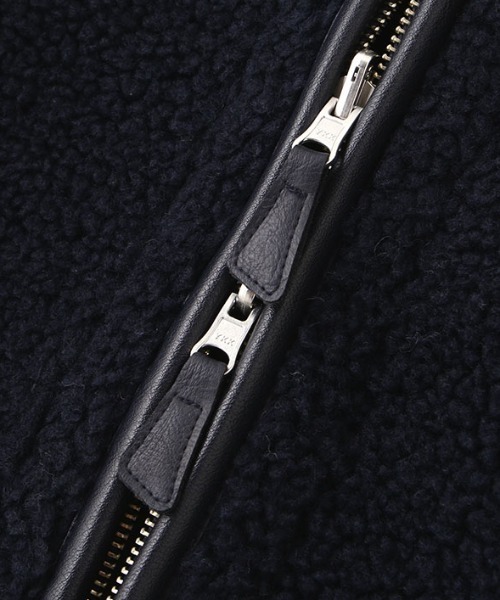 ETRE TOKYO(エトレトウキョウ)の「リバーシブルボアブルゾン(ブルゾン・レディース・ベージュ/ネイビー・S/M)」の18枚目の写真