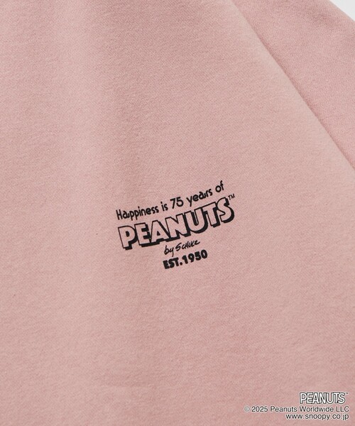 FREAK'S STORE(フリークスストア)の「限定展開 PEANUTS/ピーナッツ 別注 バックプリント クルーネックスウェット/SUPPER(スウェット・メンズ・アッシュグレー/ブラック/ネイビー/ピンク・MEDIUM/LARGE/SMALL)」の5枚目の写真