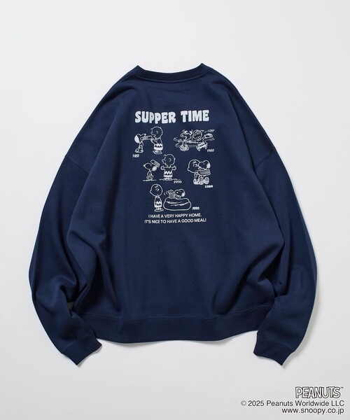 FREAK'S STORE(フリークスストア)の「限定展開 PEANUTS/ピーナッツ 別注 バックプリント クルーネックスウェット/SUPPER(スウェット・メンズ・アッシュグレー/ブラック/ネイビー/ピンク・MEDIUM/LARGE/SMALL)」の7枚目の写真