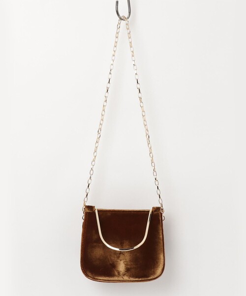 fredy emue（フレディエミュ）の「【LE VERNIS/ル・ベルニ】メタルハンドルオーバーフラップバッグ（ショルダーバッグ・レディース・ホワイト系その他4/ブラウン・FREE）」の11枚目の写真