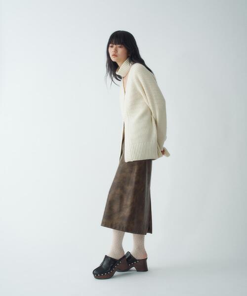 CODE A(コードエー)の「garin sleek skirt(スカート・レディース・ブラウン系・34/36/38)」の12枚目の写真