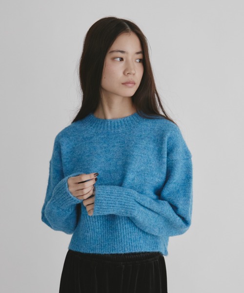 Bibiy ネイビー クロップドニットセーター　完売品 HEILIS（ヘイリス） ニット セーター 「新色追加」クルーネック