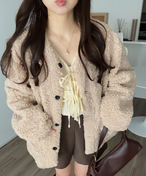 Cham.（チャム）の「もこもこボアブルゾン（ブルゾン・レディース・ベージュ・F）」の10枚目の写真