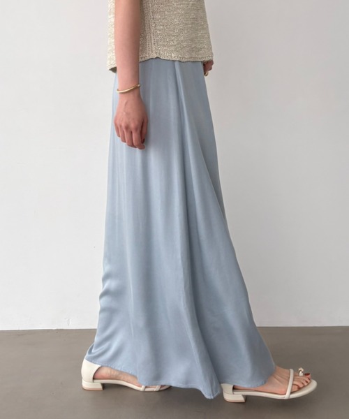 A part by（アパートバイ）の「キュプラナロースカート（スカート・レディース・アイボリー/ブラック/ブルー・SMALL/MEDIUM）」の15枚目の写真