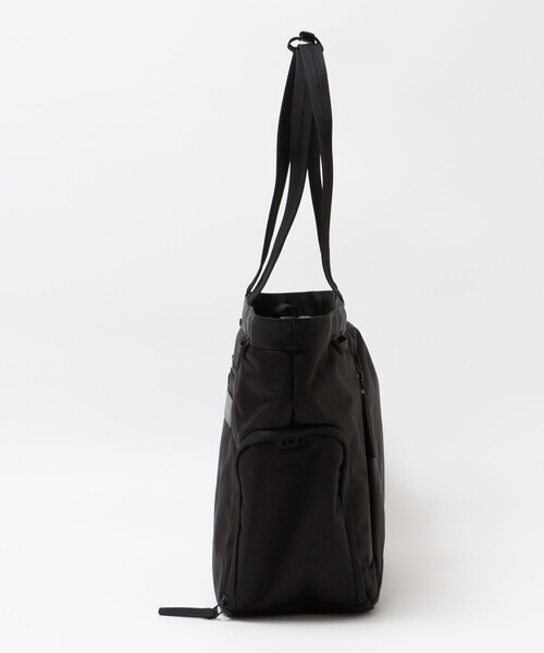Aer（エアー）の「Aer: GYM TOTE 2（トートバッグ・メンズ・ブラック・ONE SIZE）」の2枚目の写真