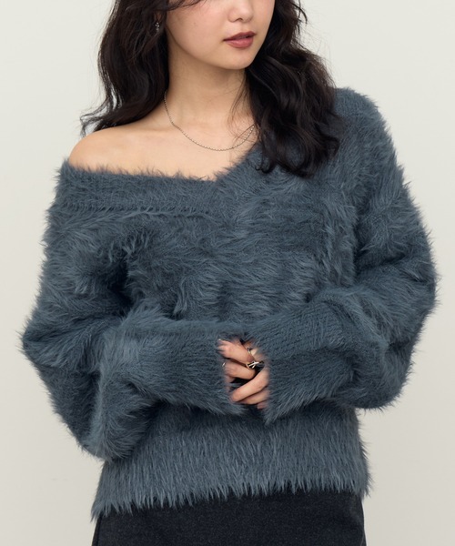 NOGLE(ノグル)の「【NOGLE/ノグル】2wayオフショルシャギーVネックニット(ニット/セーター・レディース・グレイッシュベージュ/アイボリー/ピンク/チャコール・FREE)」の21枚目の写真