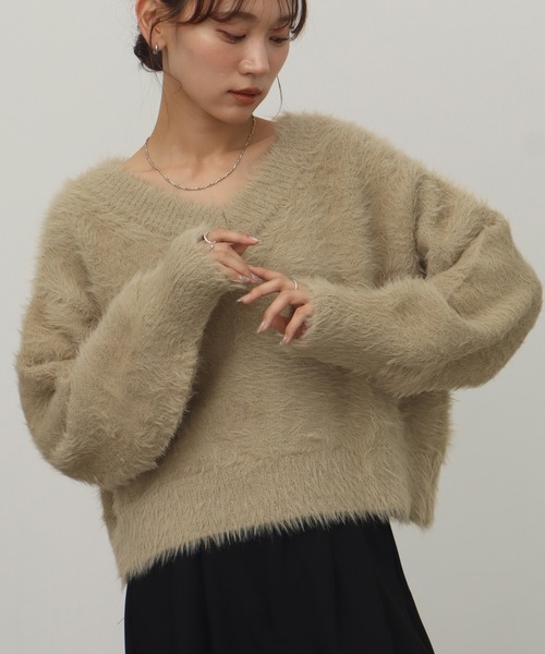NOGLE(ノグル)の「【NOGLE/ノグル】2wayオフショルシャギーVネックニット(ニット/セーター・レディース・グレイッシュベージュ/アイボリー/ピンク/チャコール・FREE)」の19枚目の写真