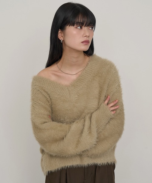 NOGLE(ノグル)の「【NOGLE/ノグル】2wayオフショルシャギーVネックニット(ニット/セーター・レディース・グレイッシュベージュ/アイボリー/ピンク/チャコール・FREE)」の12枚目の写真