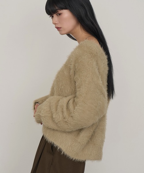 NOGLE(ノグル)の「【NOGLE/ノグル】2wayオフショルシャギーVネックニット(ニット/セーター・レディース・グレイッシュベージュ/アイボリー/ピンク/チャコール・FREE)」の9枚目の写真
