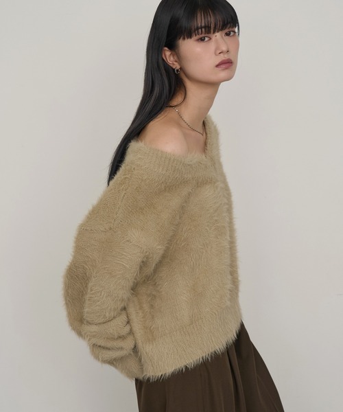NOGLE(ノグル)の「【NOGLE/ノグル】2wayオフショルシャギーVネックニット(ニット/セーター・レディース・グレイッシュベージュ/アイボリー/ピンク/チャコール・FREE)」の16枚目の写真