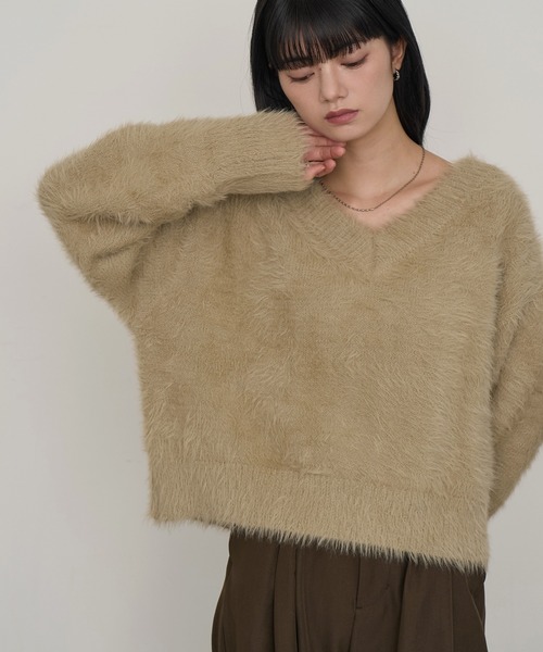NOGLE(ノグル)の「【NOGLE/ノグル】2wayオフショルシャギーVネックニット(ニット/セーター・レディース・グレイッシュベージュ/アイボリー/ピンク/チャコール・FREE)」の8枚目の写真