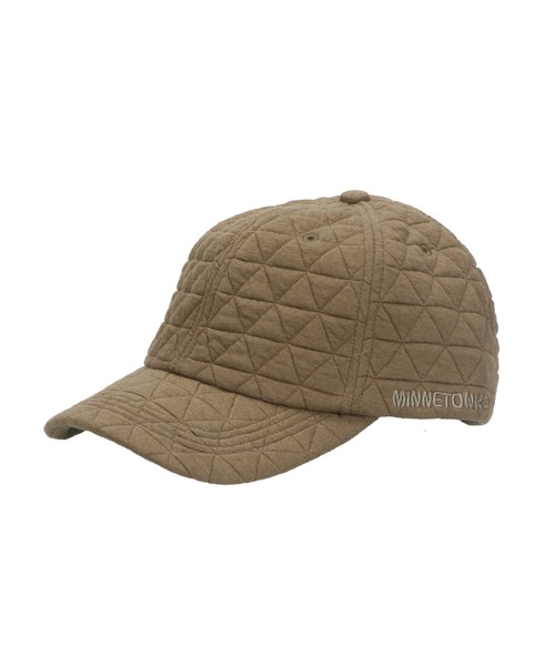 Minnetonka（ミネトンカ）の「【MINNETONKA/ミネトンカ】MTK EX SIDE LOGO QUILTING CAP（キャップ・レディース・ブラウン/ベージュ/カーキ/ブラック・FREE）」の4枚目の写真