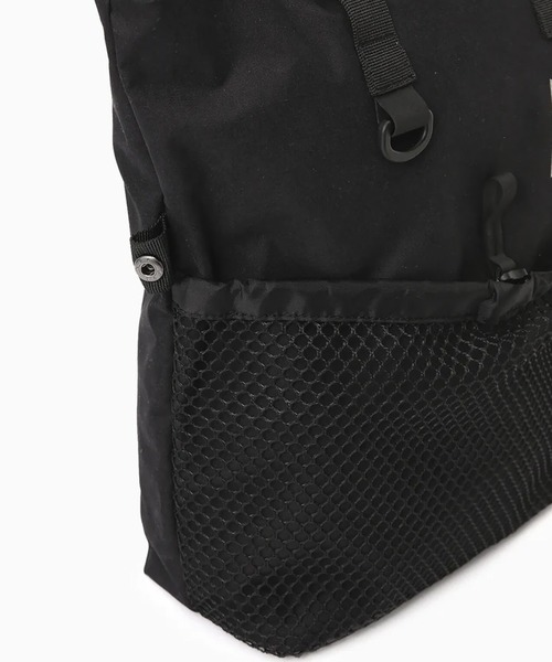 and wander（アンドワンダー）の「and wander/アンドワンダー PE/CO 2way bag 防水性能 ショルダーバッグ（ショルダーバッグ・メンズ・ブラック・FREE）」の6枚目の写真