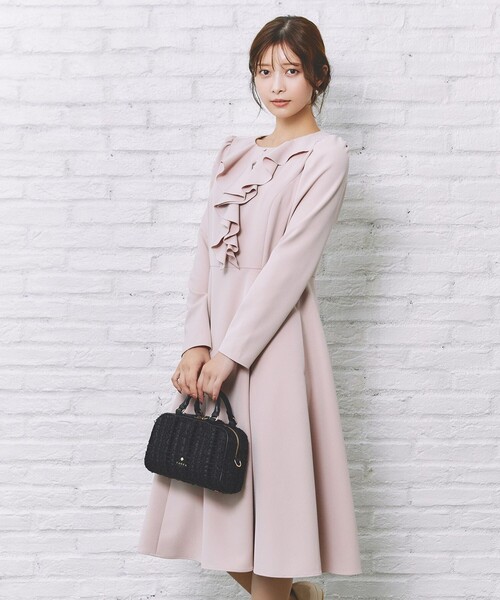 TOCCA(トッカ)の「FRILL BLOOM ドレス(ワンピース・レディース・ネイビー系/ピンク系・6/4/2/0)」の2枚目の写真