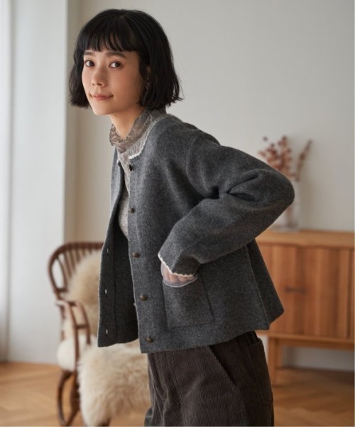 LBC(エルビーシー)の「配色ポケットショートカーディガン(カーディガン/ボレロ・レディース・ホワイト/グレー/ピンク/ブルー・M/L)」の8枚目の写真