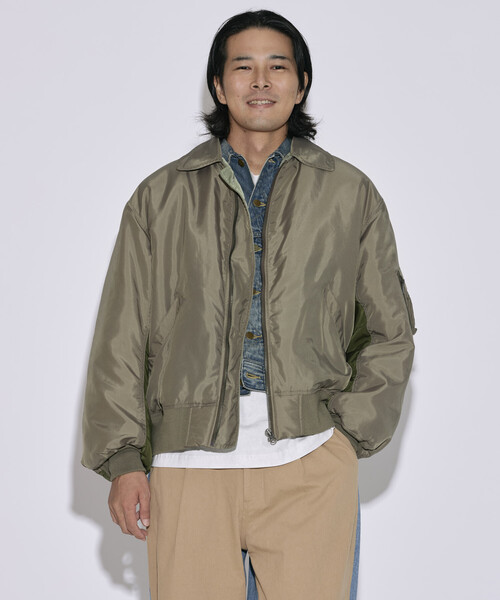 Firsthand（ファーストハンド）の「Firsthand/ファーストハンド オーバーサイズ 配色 切り替え B15 ジャケット / 中綿 ショートジャケット（ブルゾン・メンズ・ブラック/オリーブ・M/L）」の3枚目の写真