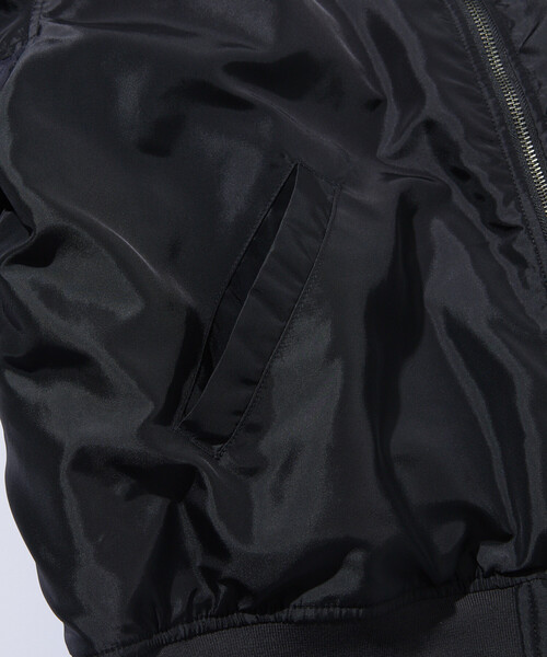 Firsthand（ファーストハンド）の「Firsthand/ファーストハンド オーバーサイズ 配色 切り替え B15 ジャケット / 中綿 ショートジャケット（ブルゾン・メンズ・ブラック/オリーブ・M/L）」の17枚目の写真