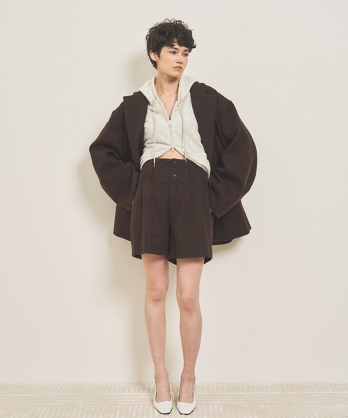 VION(ヴィオン)の「ハイウエストショートパンツ / High-waist Short Pants(その他パンツ・レディース・ブラウン/ネイビー/チャコールグレー・FREE)」の19枚目の写真