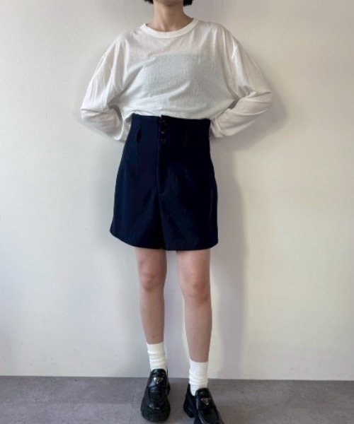 VION(ヴィオン)の「ハイウエストショートパンツ / High-waist Short Pants(その他パンツ・レディース・ブラウン/ネイビー/チャコールグレー・FREE)」の16枚目の写真