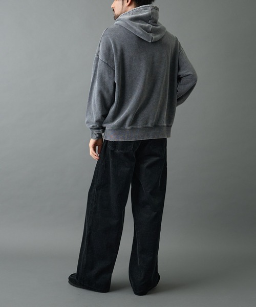 COLONY 2139（コロニートゥーワンスリーナイン）の「パウダー加工スウェットパーカー（パーカー・メンズ・バーガンディー/ブラック/グレー・LARGE/MEDIUM）」の20枚目の写真