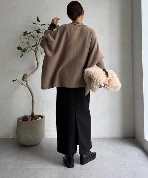 DouDou(ドゥドゥ)の「【マルチサイズ/ZOZO限定】バックスリットロングタイトスカート(スカート・レディース・ブラック・マルチサイズ)」の6枚目の写真