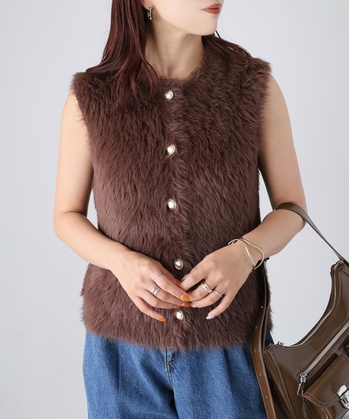 セール】金ボタンシャギーニットベスト（ベスト）｜Riberry（リベリー