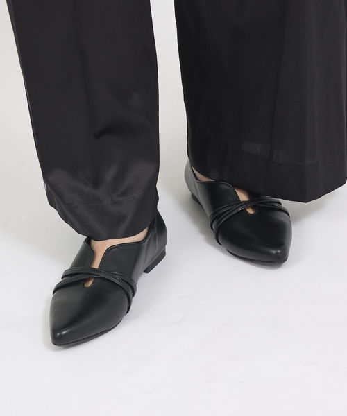 Au BANNISTER（オゥバニスター）の「【販売店舗限定】クロスベルトパンプス（パンプス・レディース・ベージュ/ブラック系その他3/ブラック・35/37/38/39/36/40）」の6枚目の写真