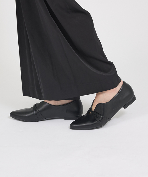 Au BANNISTER（オゥバニスター）の「【販売店舗限定】クロスベルトパンプス（パンプス・レディース・ベージュ/ブラック系その他3/ブラック・35/37/38/39/36/40）」の7枚目の写真