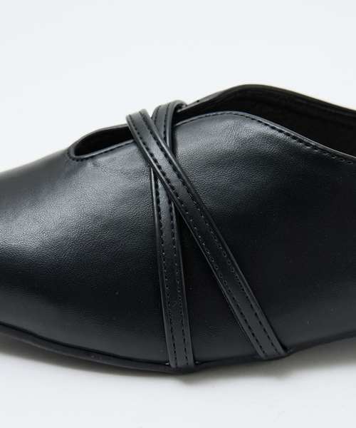 Au BANNISTER（オゥバニスター）の「【販売店舗限定】クロスベルトパンプス（パンプス・レディース・ベージュ/ブラック系その他3/ブラック・35/37/38/39/36/40）」の12枚目の写真