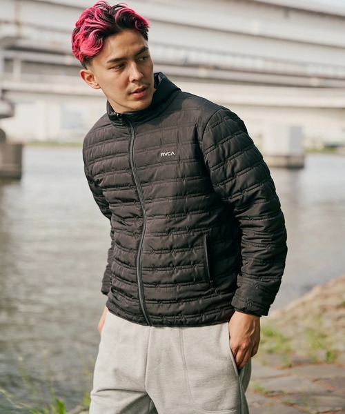 RVCA(ルーカ)の「RVCA メンズ VA QUILTING LIGHT PUFF W JKT ジャケット 【2025年秋冬モデル】/ルーカリバーシブルパフジャケット(ブルゾン・メンズ・ブルー系その他/ブラック・LARGE/MEDIUM/SMALL/X-LARGE)」の1枚目の写真