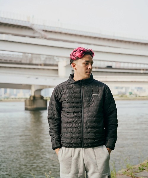RVCA(ルーカ)の「RVCA メンズ VA QUILTING LIGHT PUFF W JKT ジャケット 【2025年秋冬モデル】/ルーカリバーシブルパフジャケット(ブルゾン・メンズ・ブルー系その他/ブラック・LARGE/MEDIUM/SMALL/X-LARGE)」の20枚目の写真