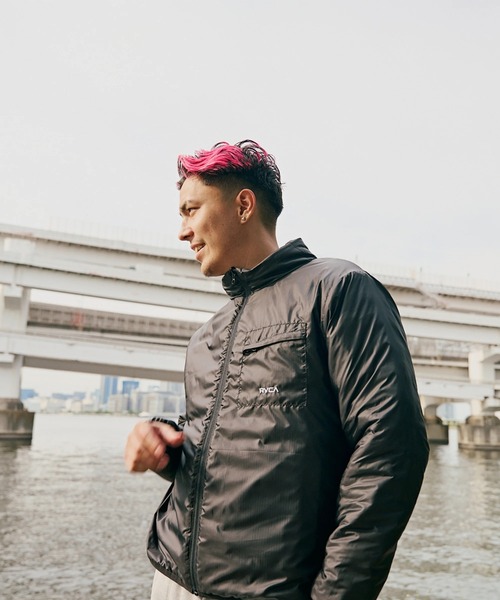 RVCA(ルーカ)の「RVCA メンズ VA QUILTING LIGHT PUFF W JKT ジャケット 【2025年秋冬モデル】/ルーカリバーシブルパフジャケット(ブルゾン・メンズ・ブルー系その他/ブラック・LARGE/MEDIUM/SMALL/X-LARGE)」の15枚目の写真
