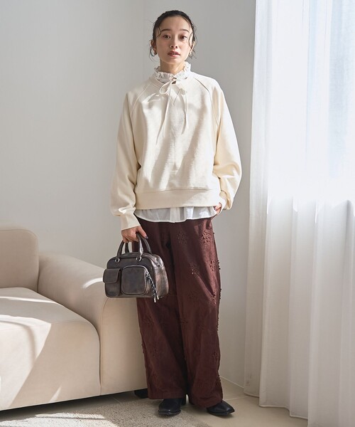 PENNEYS（ぺニーズ）の「【PENNEYS（ぺニーズ）別注・インフルエンサー紹介アイテム】ラグラン裏毛スウェット（スウェット・レディース・ブラウン/ダークグレー/コバルトブルー/オフホワイト/ナチュラル/ライトピンク・FREE）」の13枚目の写真