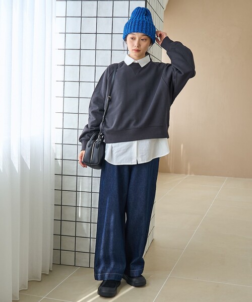 PENNEYS（ぺニーズ）の「【PENNEYS（ぺニーズ）別注・インフルエンサー紹介アイテム】ラグラン裏毛スウェット（スウェット・レディース・ブラウン/ダークグレー/コバルトブルー/オフホワイト/ナチュラル/ライトピンク・FREE）」の20枚目の写真