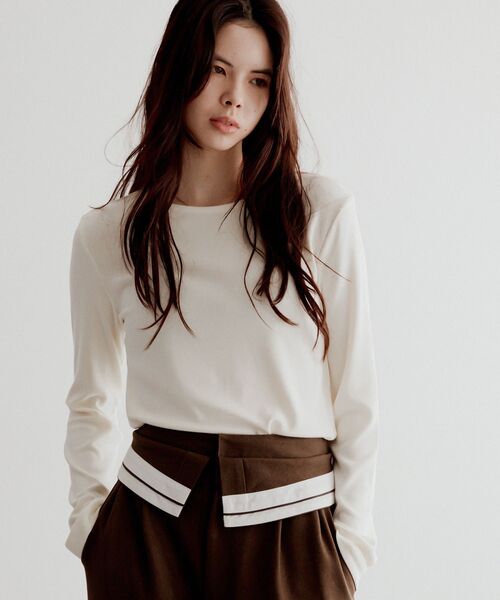 CRAFT STANDARD BOUTIQUE(クラフトスタンダードブティック)の「クルーネックバックメローカットソー◆(Tシャツ/カットソー・レディース・ダークグレー/ライトパープル/アイボリー・FREE)」の3枚目の写真