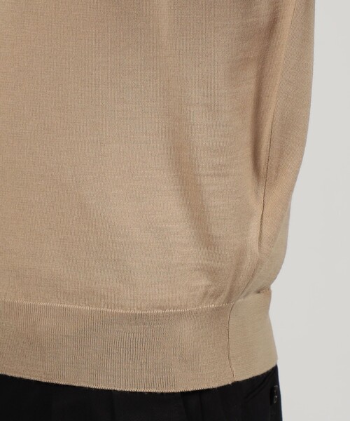 JOHN SMEDLEY(ジョンスメドレー)の「JOHN SMEDLEY PACKHAM メリノウール Vネックプルオーバーニット(ニット/セーター・メンズ・ブラック/ベージュ・L/M/S)」の10枚目の写真