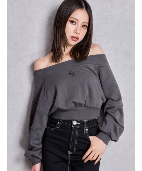 GYDA(ジェイダ)の「GG short スウェットトップス(スウェット・レディース・チャコールグレー/オフホワイト/その他1・FREE)」の3枚目の写真